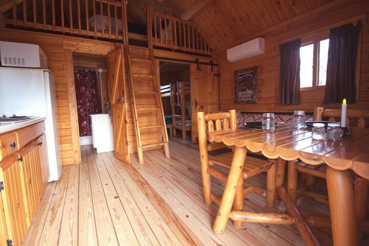 Katies Cozy Cabins photo 5