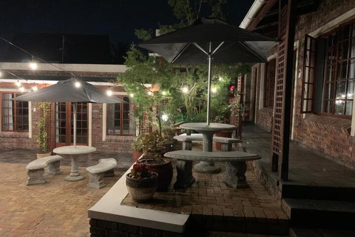 Green Pastures Guesthouse photo 2