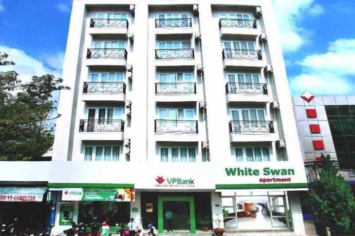 White Swan Apartment photo 4
