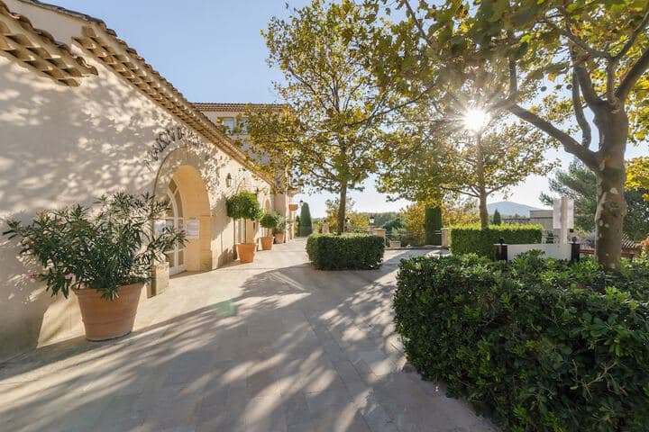Village Pierre & Vacances Pont Royal en Provence photo 2