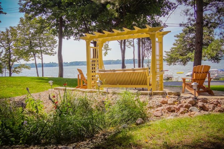 Lake Ripley Lodge w Lake Front Rooms Grand Porch Kayaks & Paddleboard photo 3