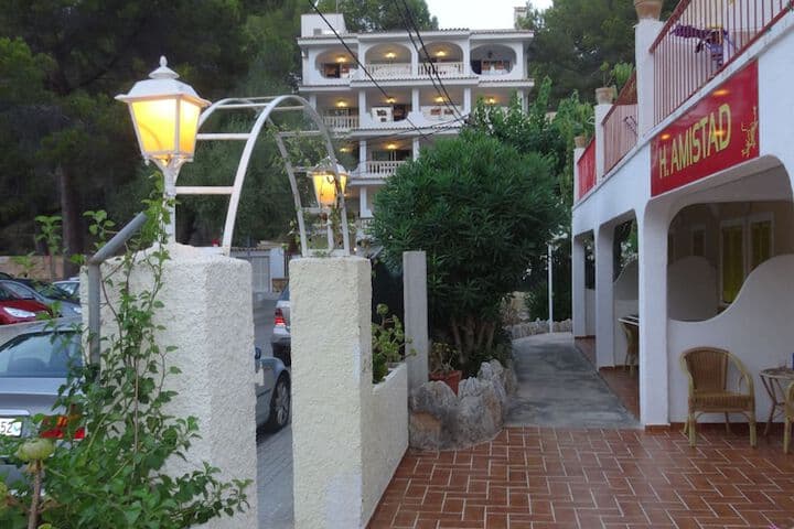 Hostal Amistad photo 4