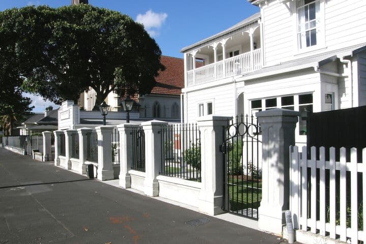 Ponsonby Manor photo 2