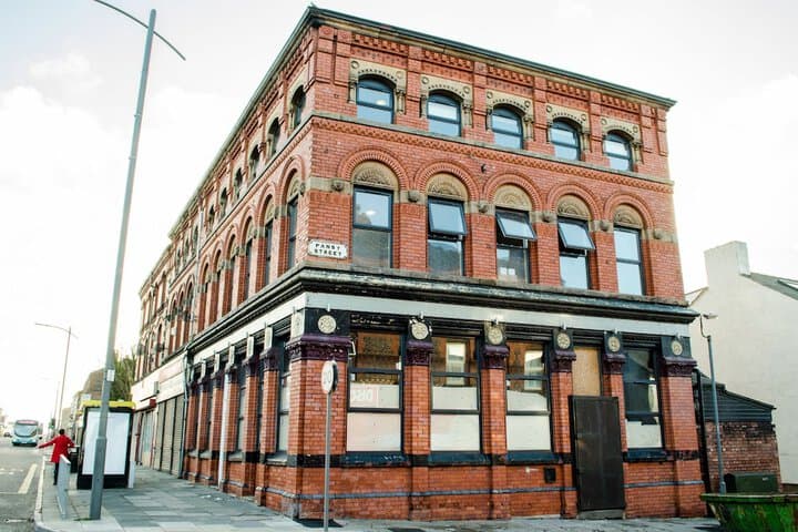 Trivelles Liverpool photo 3