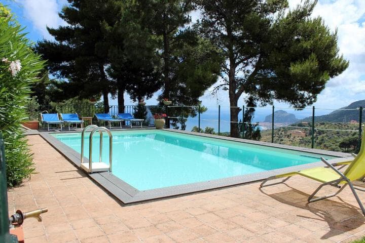 Villa Eleanto photo 4