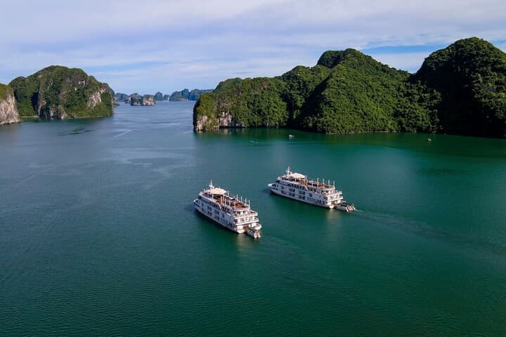 Paradise Elegance Cruise photo 5