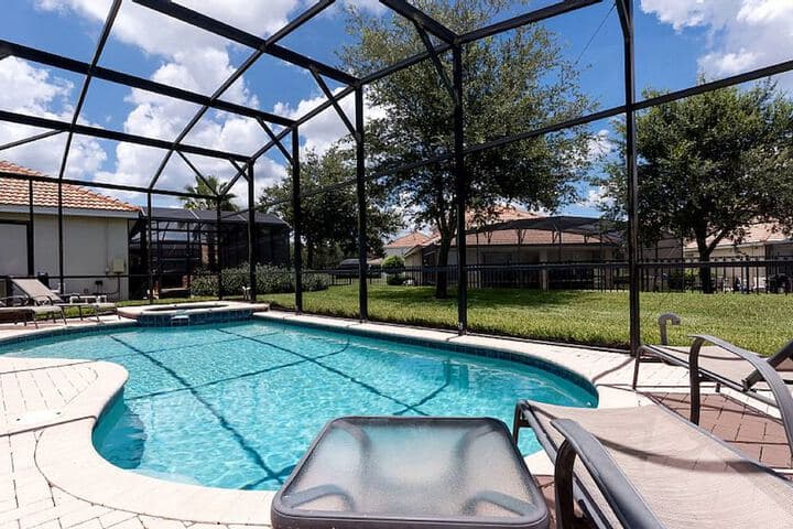 Loyalty Vacation Homes Davenport photo 3