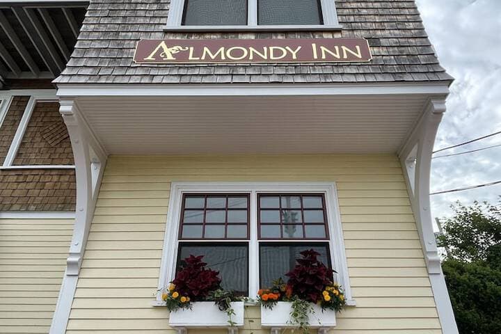 Almondy Inn photo 5