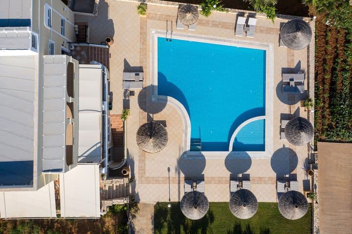Elea Suites & Residences photo 3