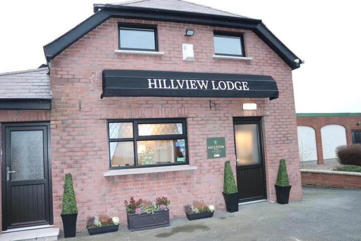 Hillview Lodge photo 1