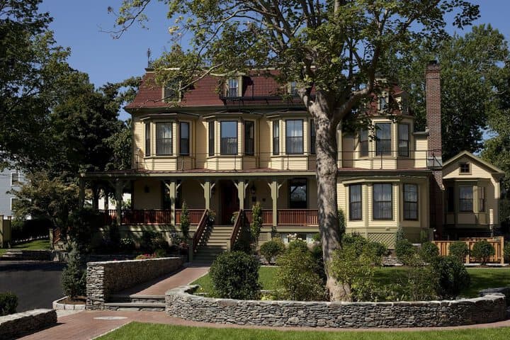 Cliffside Inn photo 2
