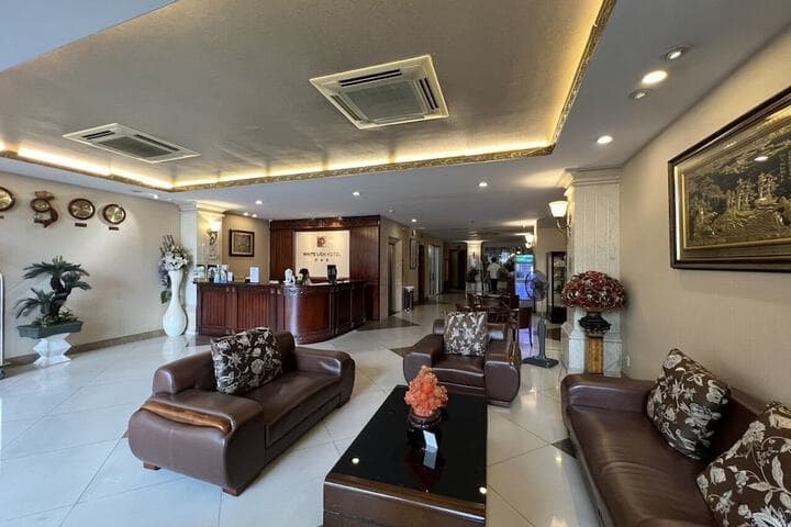 White Lion Hotel photo 3