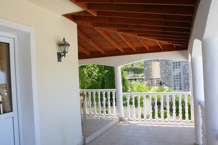 Shiraz Villa photo 3