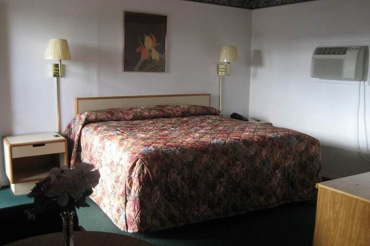 Sundown Inn photo 2