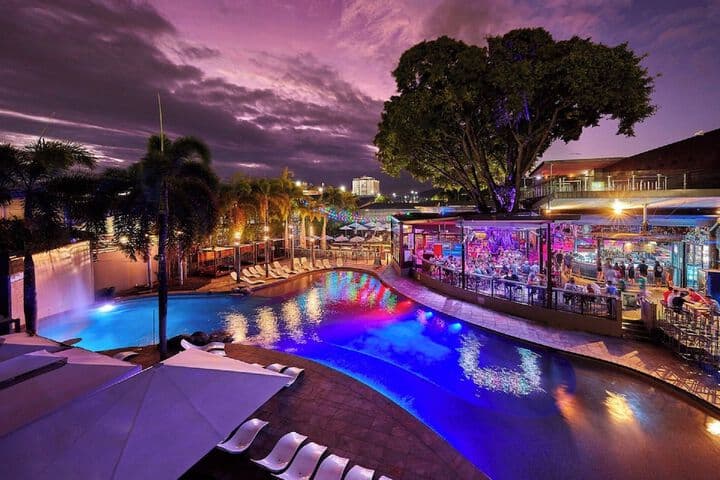 Gilligans Backpackers Hotel & Resort photo 4