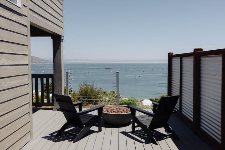 Avila Beach destination view