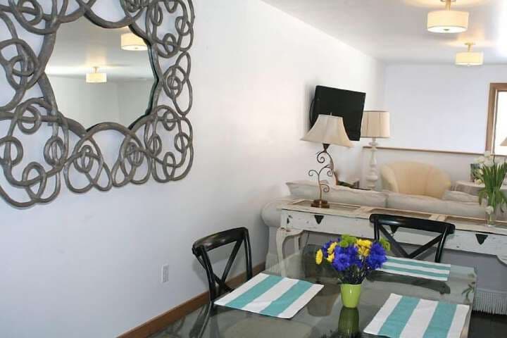 The Carriage House photo 5