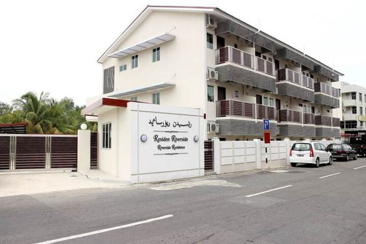 Riverside Residence by Gina Suite photo 2