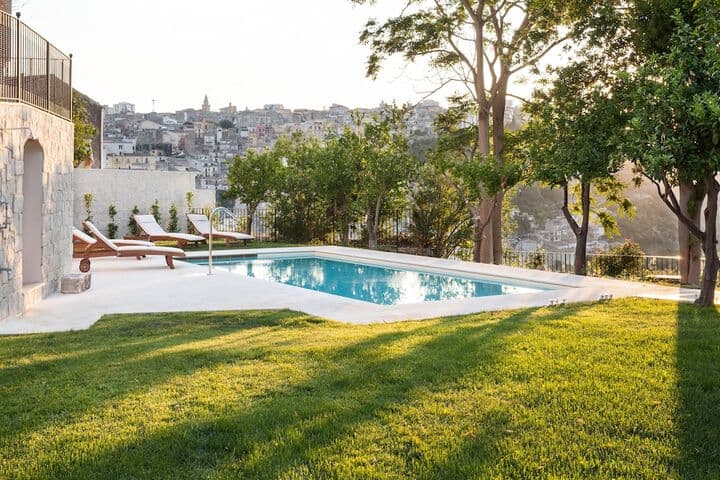 Ragusa Ibla destination view