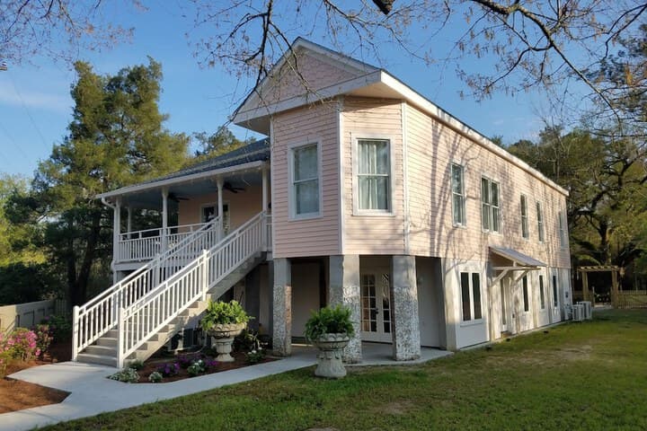 Covington destination view