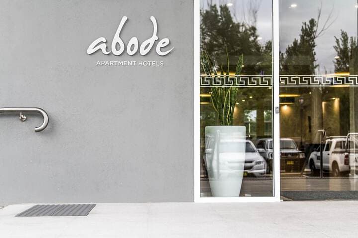Abode Narrabundah photo 3