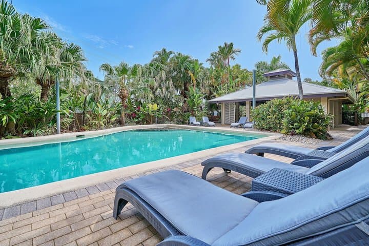 Trinity Beach Club Holiday Apartments photo 3