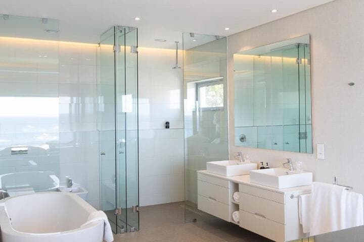 62 Camps Bay photo 4