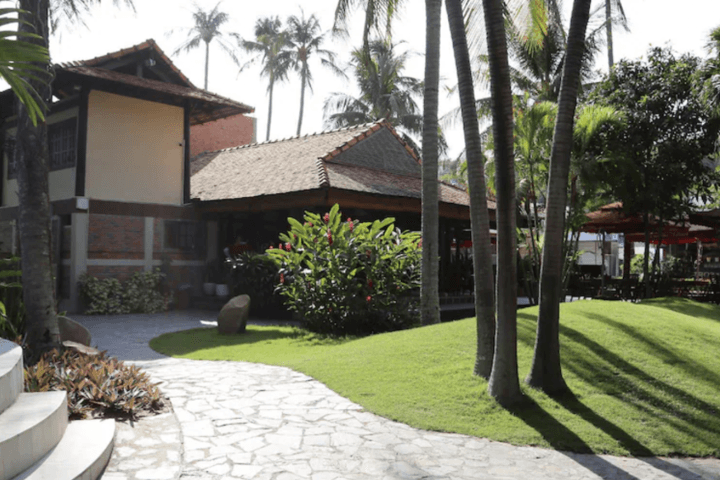 Sunshine Beach Resort photo 1