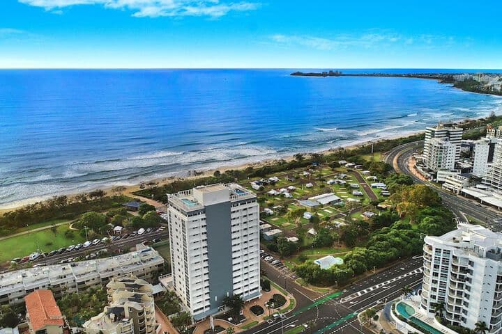 Elouera Tower Beachfront Apartments photo 2