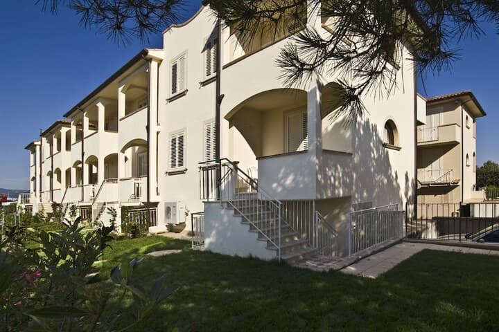 Villette Tina photo 5