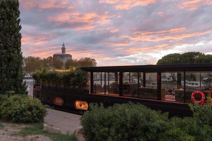 Aigues-Mortes destination view