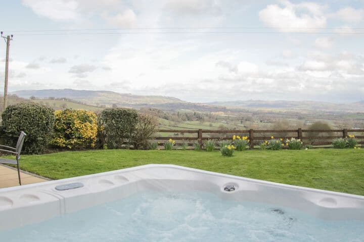 Waggoners Cottage photo 4
