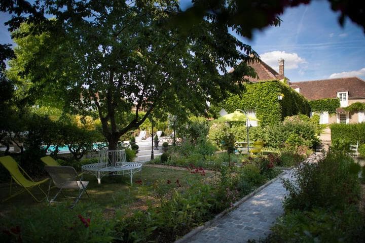 Aux Charmes de Maintenon photo 2