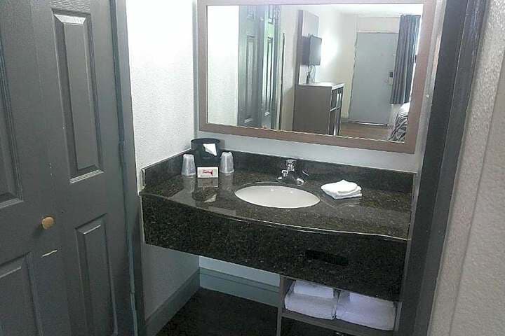 Red Roof Inn Richmond - Airport / Sandston photo 4