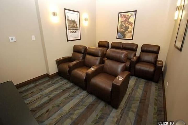 WhiteHall Suites Mississauga photo 5