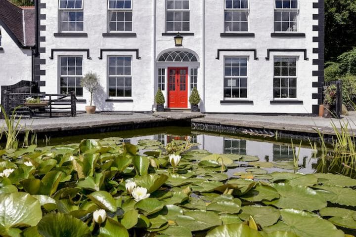 Coed Mawr Hall photo 5