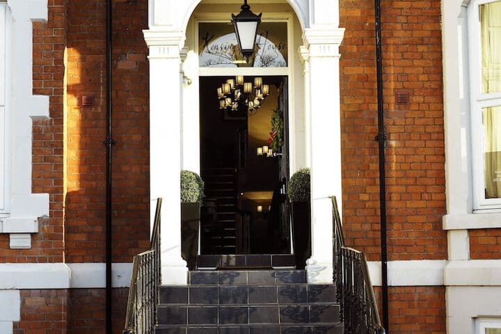 Kensington House Aparthotel photo 3