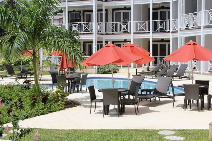 Lantana Resort by Island Villas photo 4