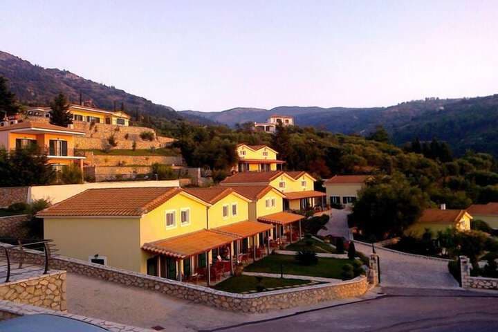 Pantheon Villas photo 4