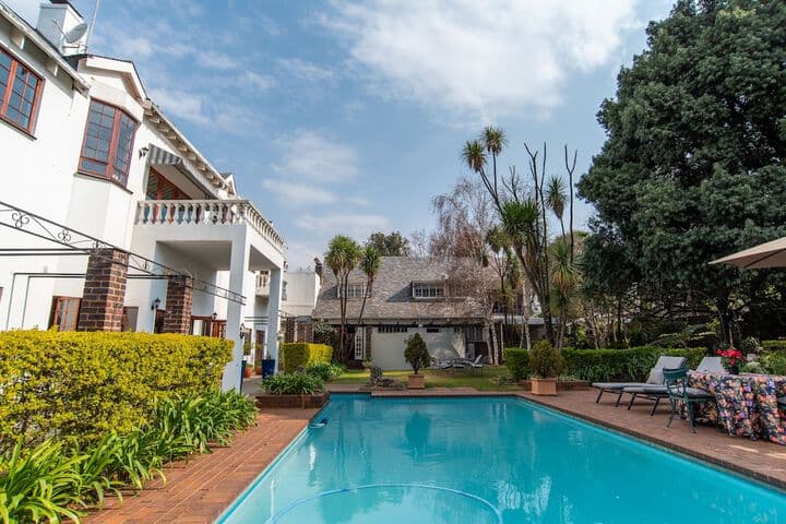 5th Avenue Gooseberry Guest House photo 5