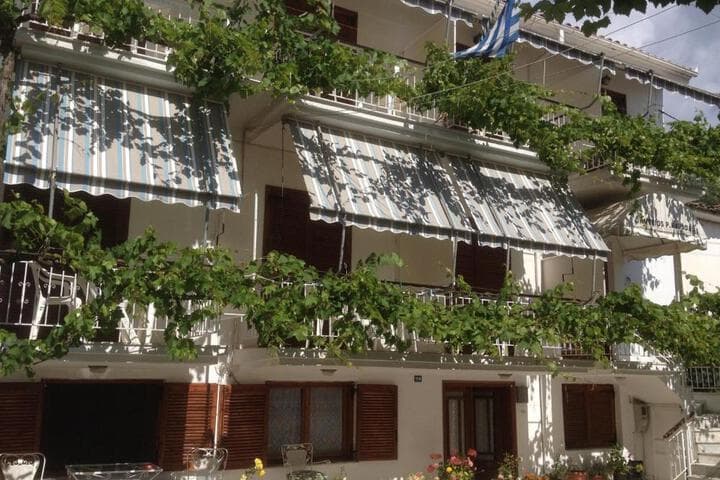 Dimitris Rooms photo 5