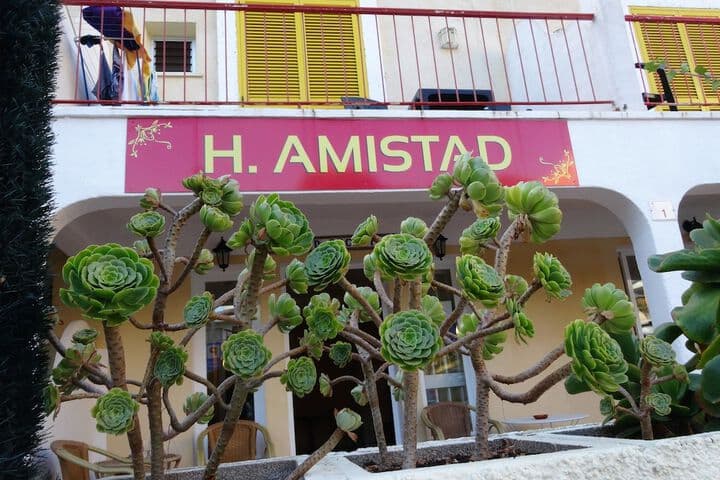 Hostal Amistad photo 5