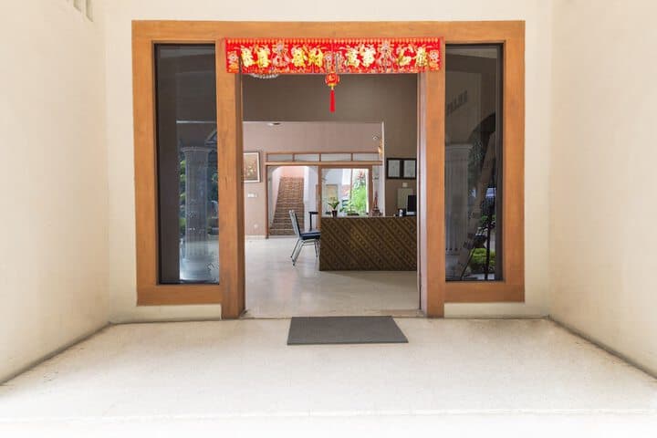 RedDoorz near Kebun Raya Bogor photo 2