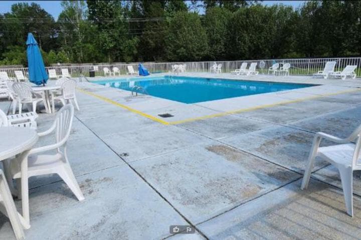 Americas Best Value Inn Hamilton photo 3