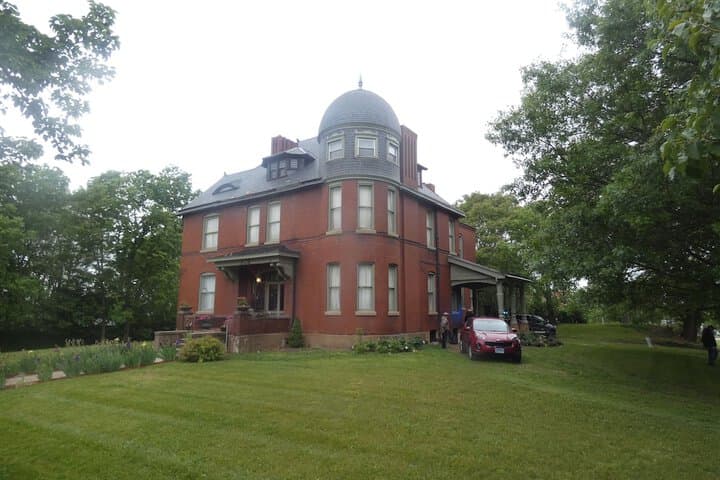 Johnstone Mansion photo 5