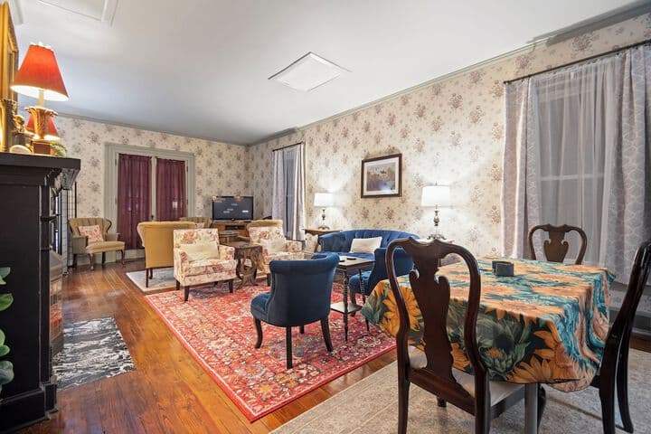 Loganberry Inn photo 3
