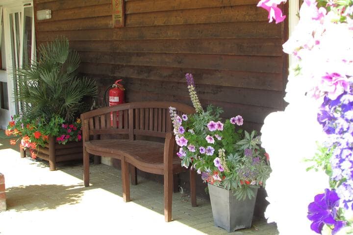 Decoy Barn photo 3