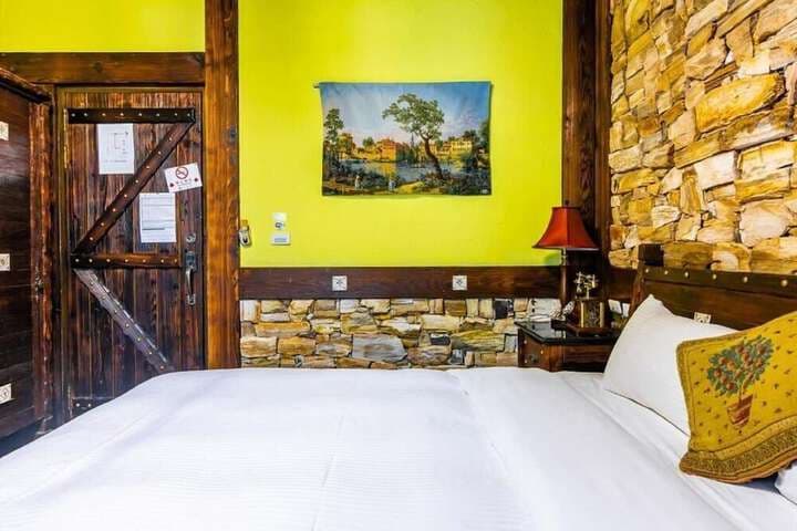 Provence Rose Lodge in Ching Jing photo 3