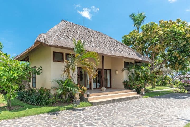 Villa Lotus photo 2