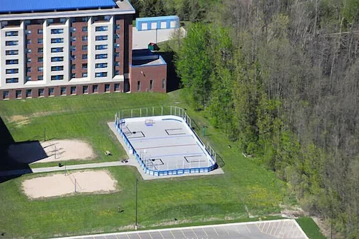Residence & Conference Centre Barrie photo 2